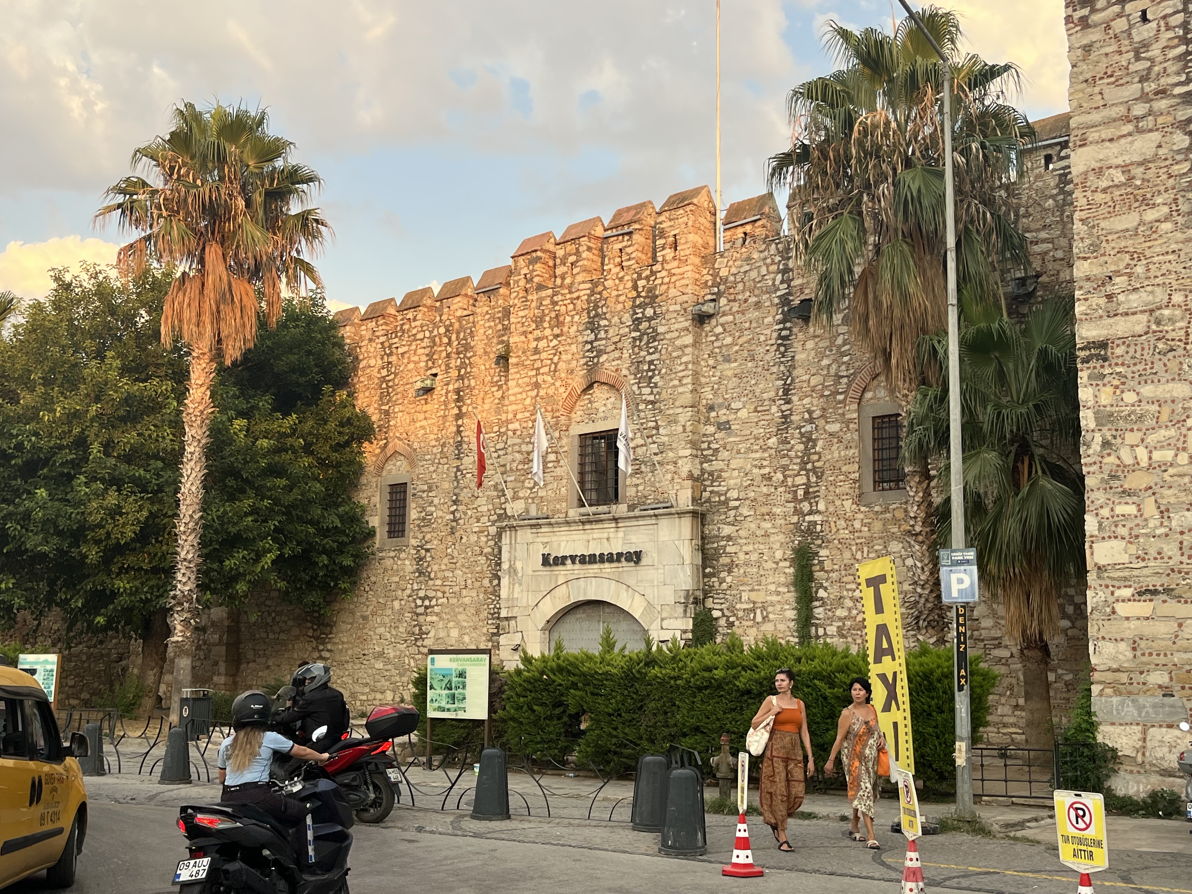 Kervansaray in Kuşadası